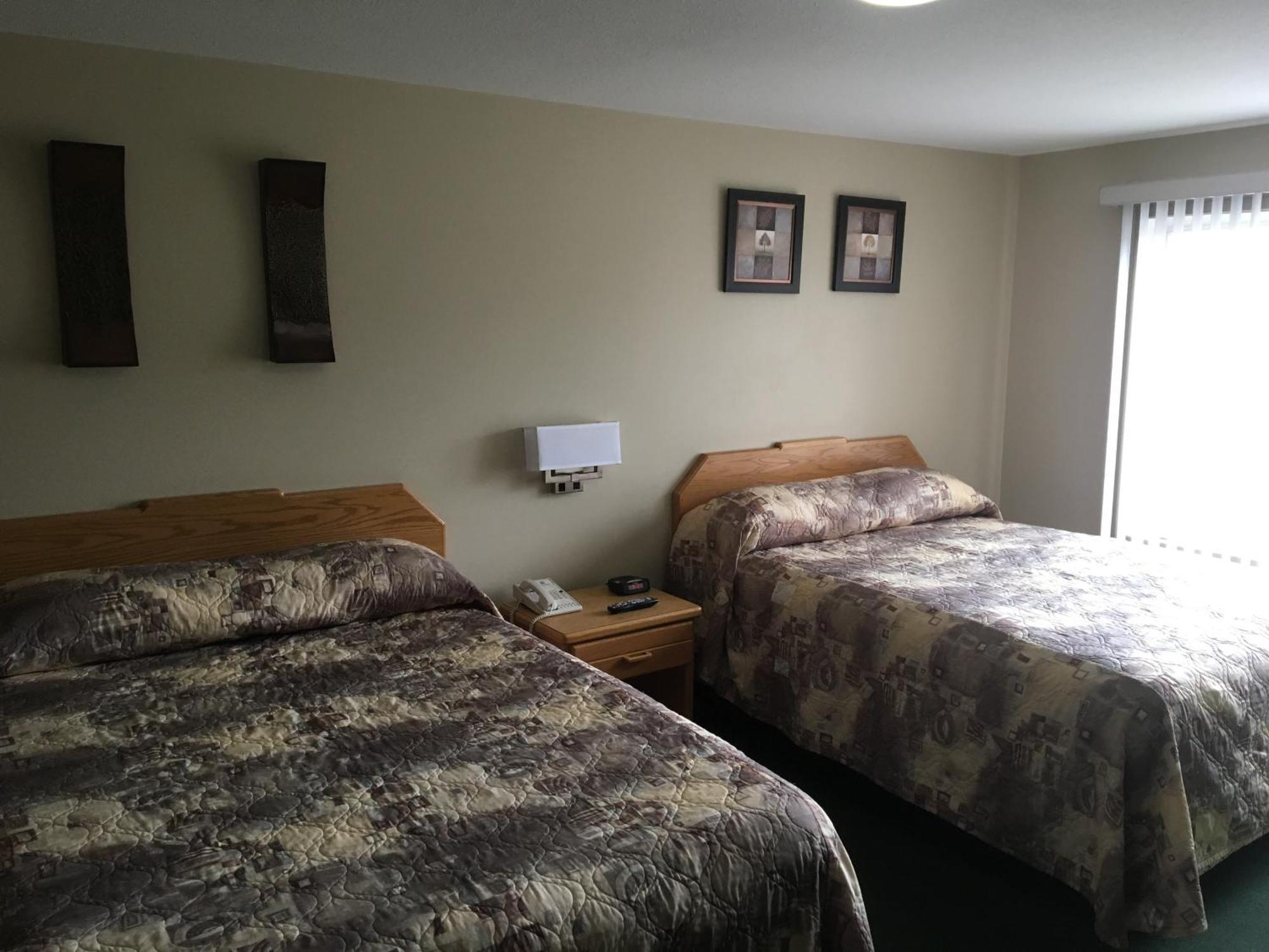 Howey Bay Motel เรดเลค ภายนอก รูปภาพ