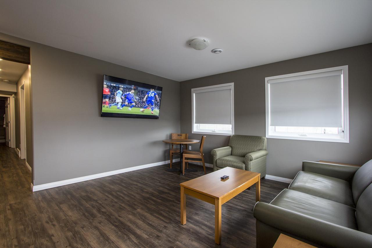 Howey Bay Motel เรดเลค ภายนอก รูปภาพ