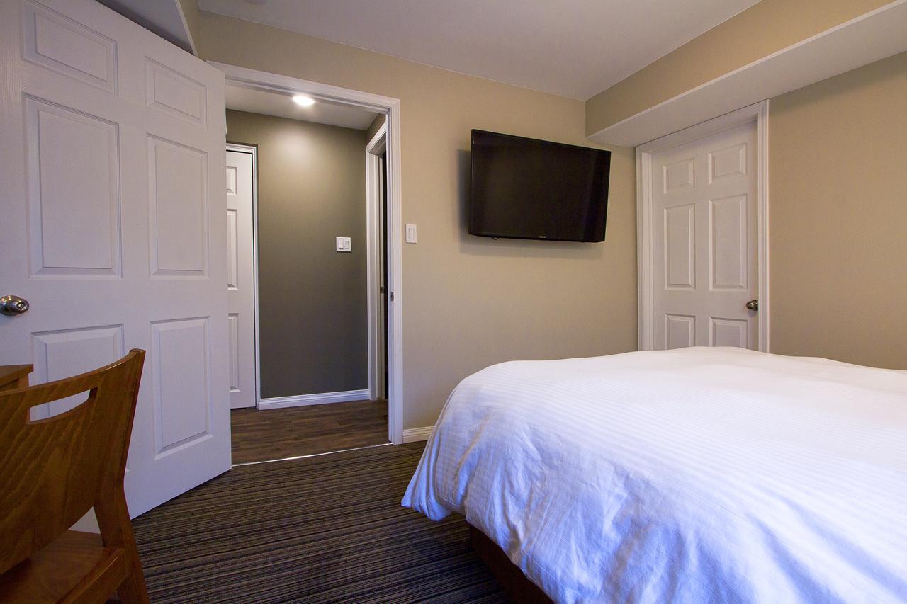Howey Bay Motel เรดเลค ภายนอก รูปภาพ