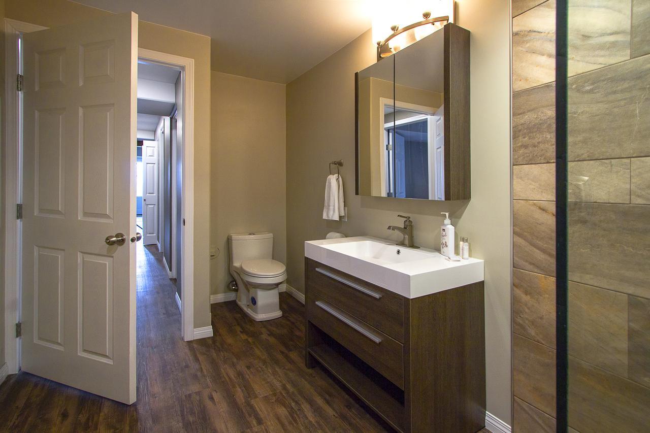 Howey Bay Motel เรดเลค ภายนอก รูปภาพ