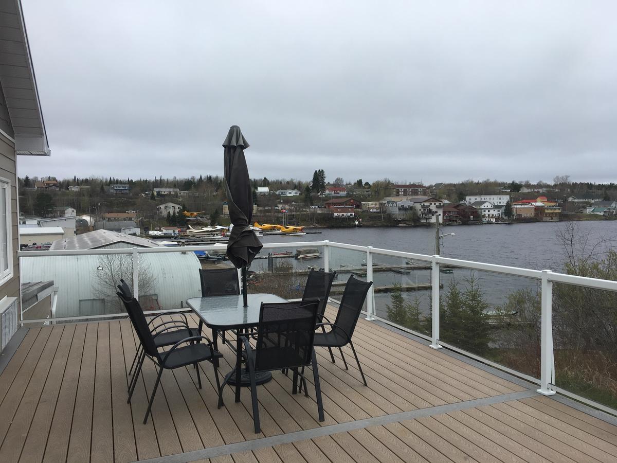 Howey Bay Motel เรดเลค ภายนอก รูปภาพ
